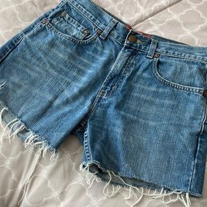 Levi’s RedTab Jean Shorts size 29